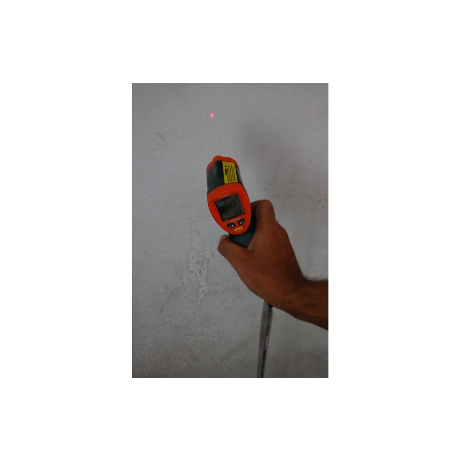 Steadfast Infrared Thermometer — product photo